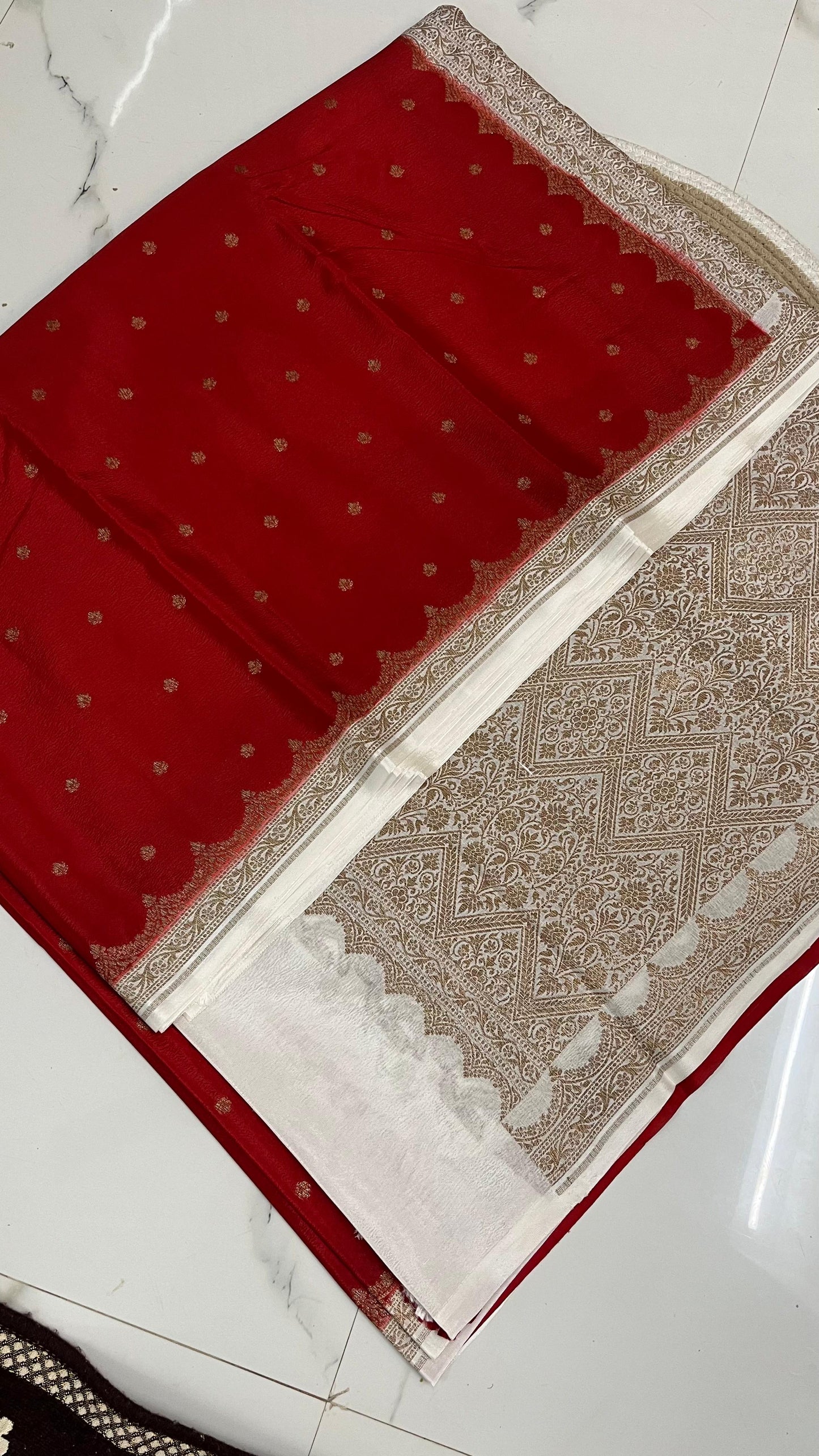 Red with white Pure Crepe banarasi saree