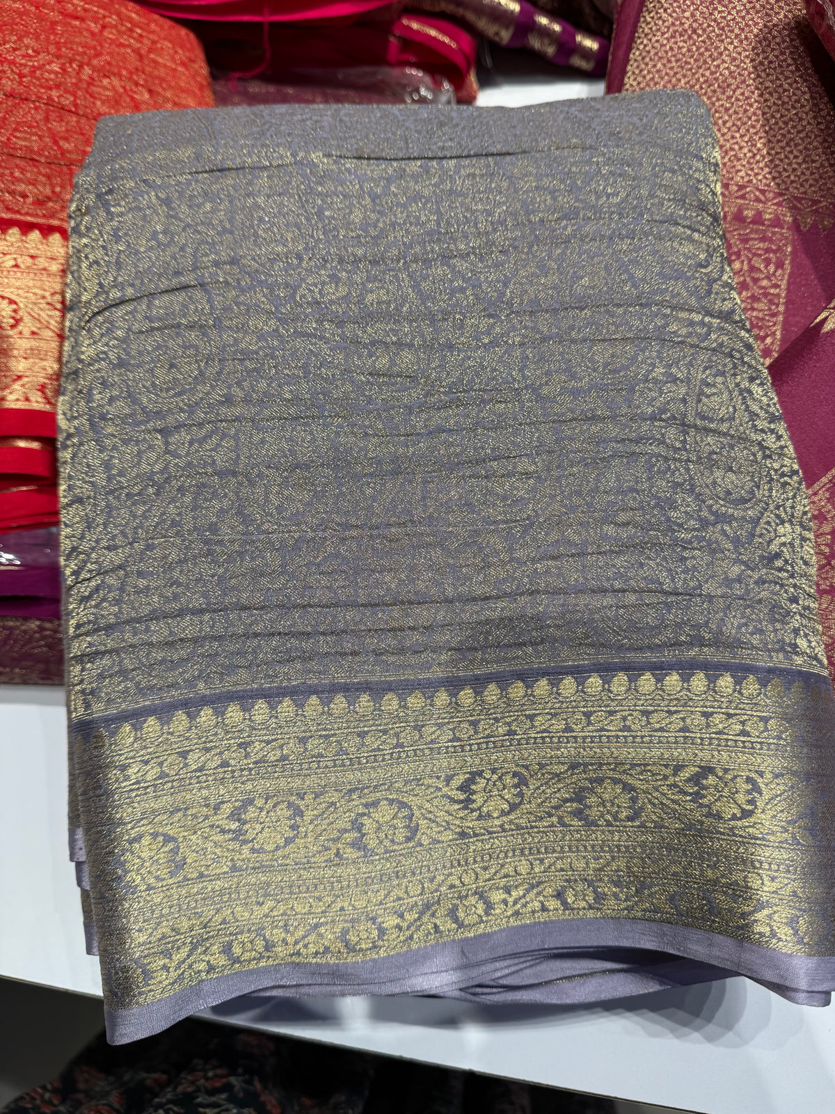 Premium wrinkle Chinnon brocade saree (SSW3950)