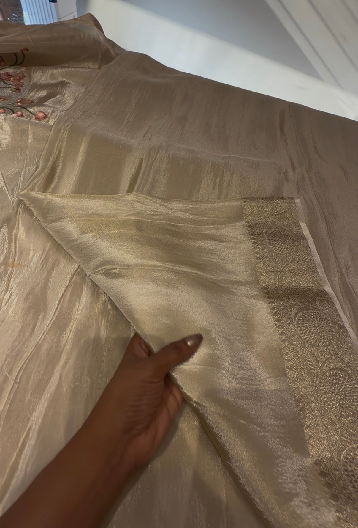 Ivory shade soft tissue silk saree(Tissue91)