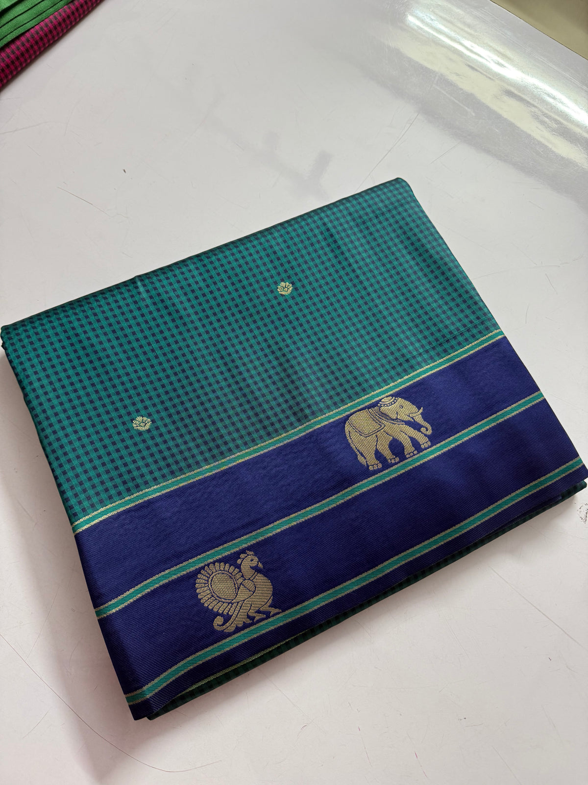 Vintage soft semi silk checks saree(SBSGVC11)