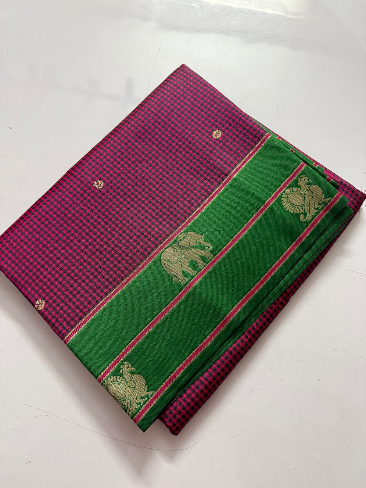 Vintage soft semi silk checks saree(SBSGVC11)