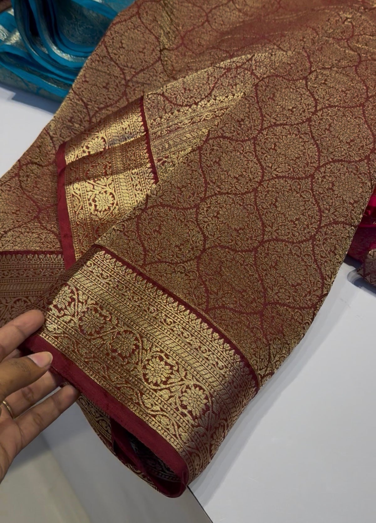 Maroon Premium wrinkle Chinnon brocade saree (SSW3950)