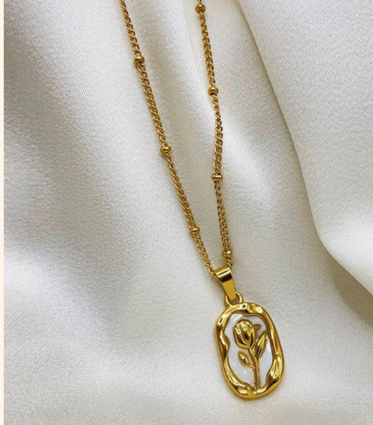 Anti Tarnish Rose themed Necklace