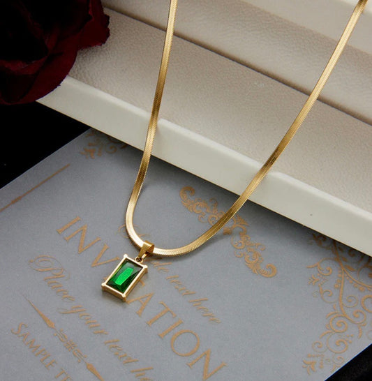 Anti Tarnish Green Geometric Pendant Necklace
