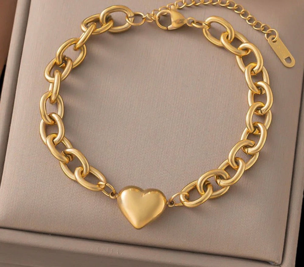 Anti Tarnish Heart themed Wraparound Bracelet