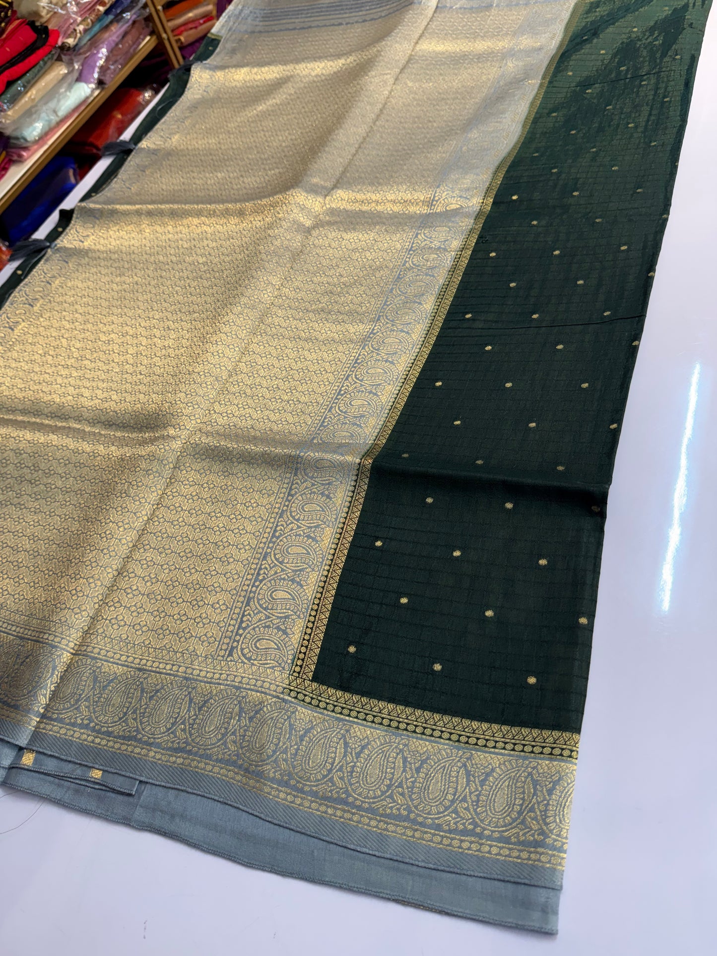 Bottle Green raw mango silk Saree (SSV01)
