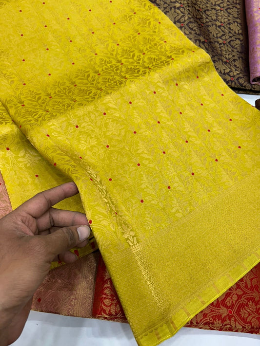 Premium brocade crepe Banarasi saree where rich weaving meets effortless drape-luxury that fits your budget.