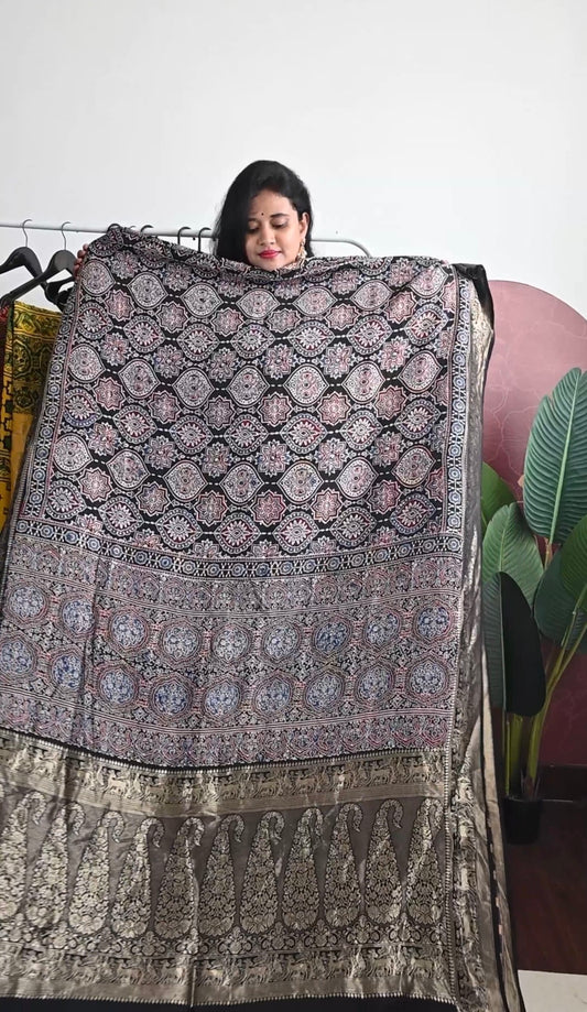 Badam Butta Dola Silk Saree