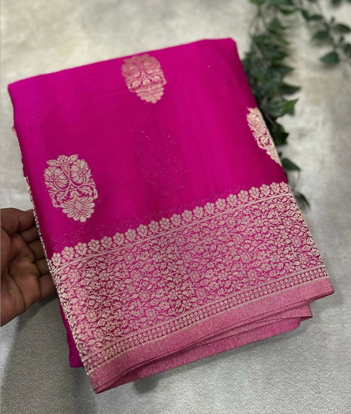 PINK BIG BUTTA DESIGNER SOFT GEORGETTE CREPE SILK SAREE