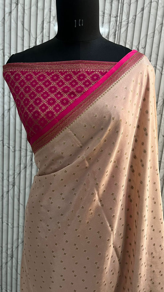 Small border Pure Crepe chiffon banarasi saree(chikoopink100)