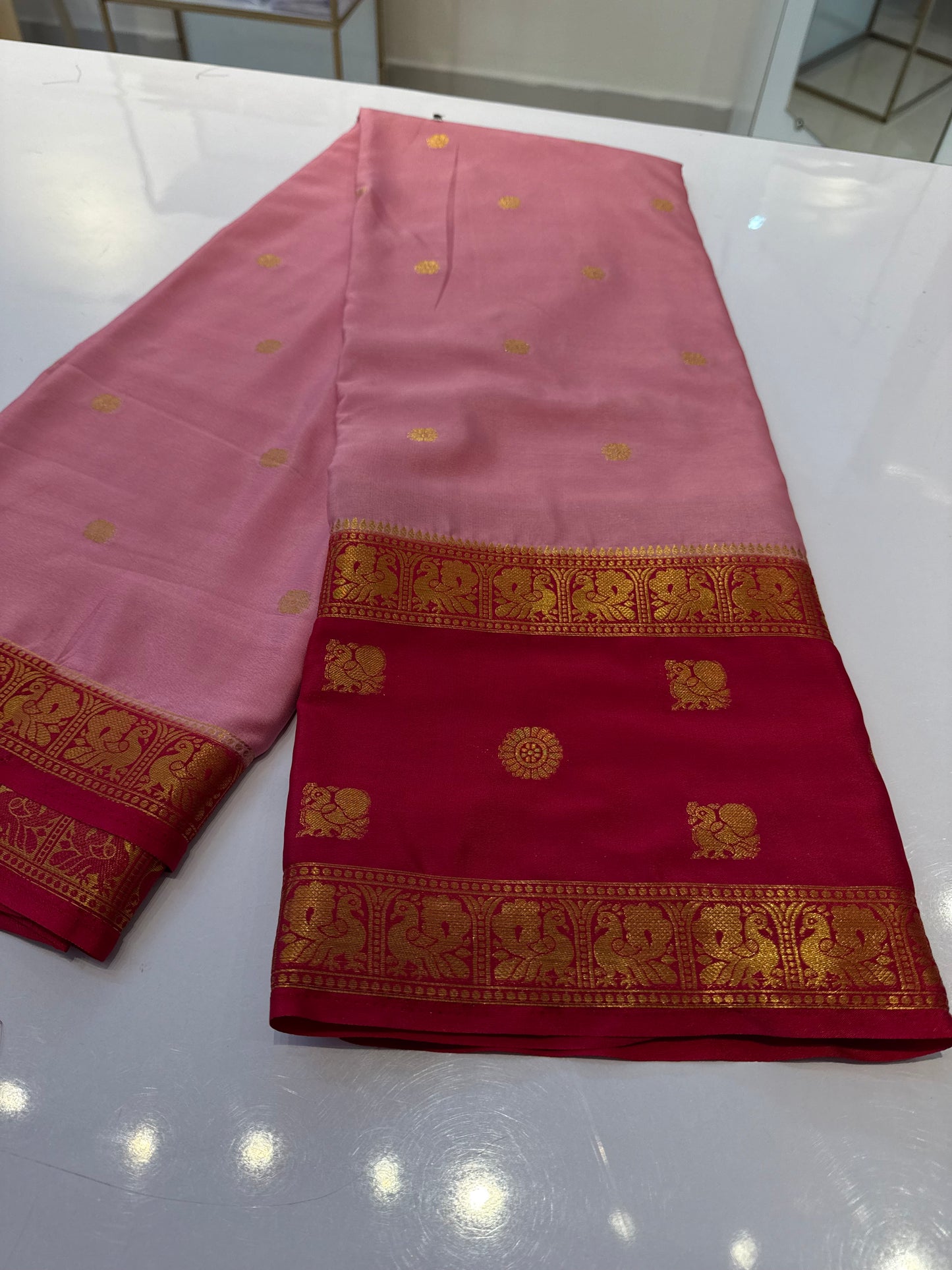 Premium crepe silk saree(SS1000)