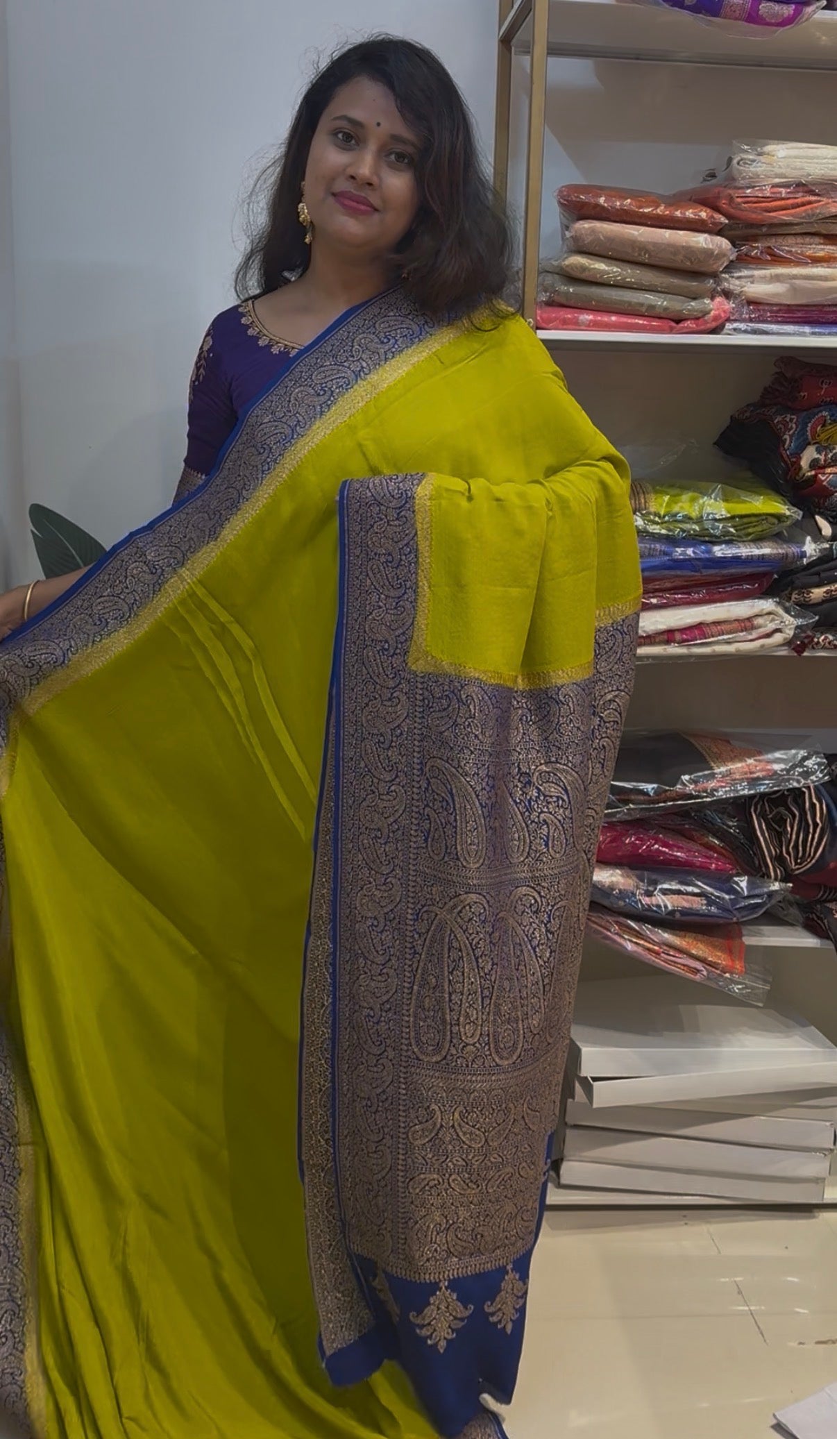 Pure crepe Banarasi saree