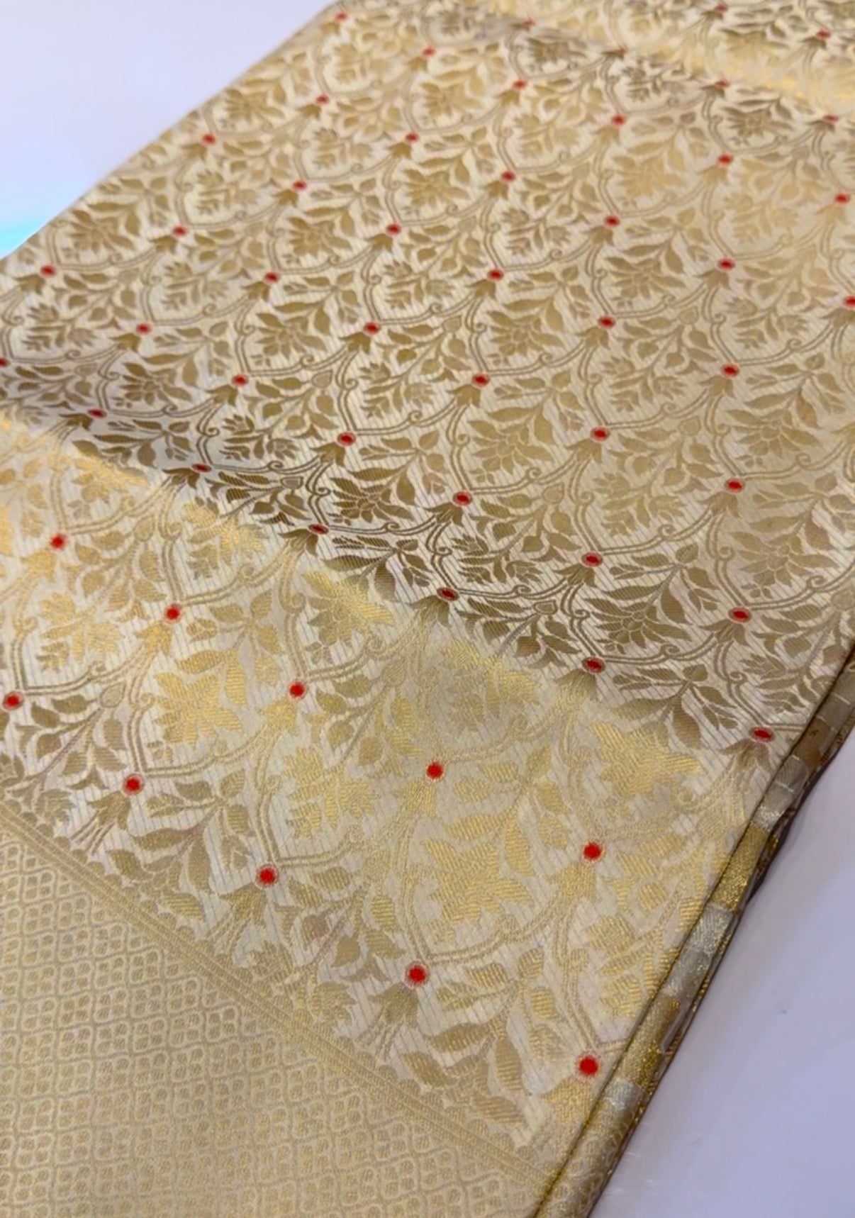 Premium brocade Banarasi saree where rich weaving meets effortless drape-luxury.(SSB3800)