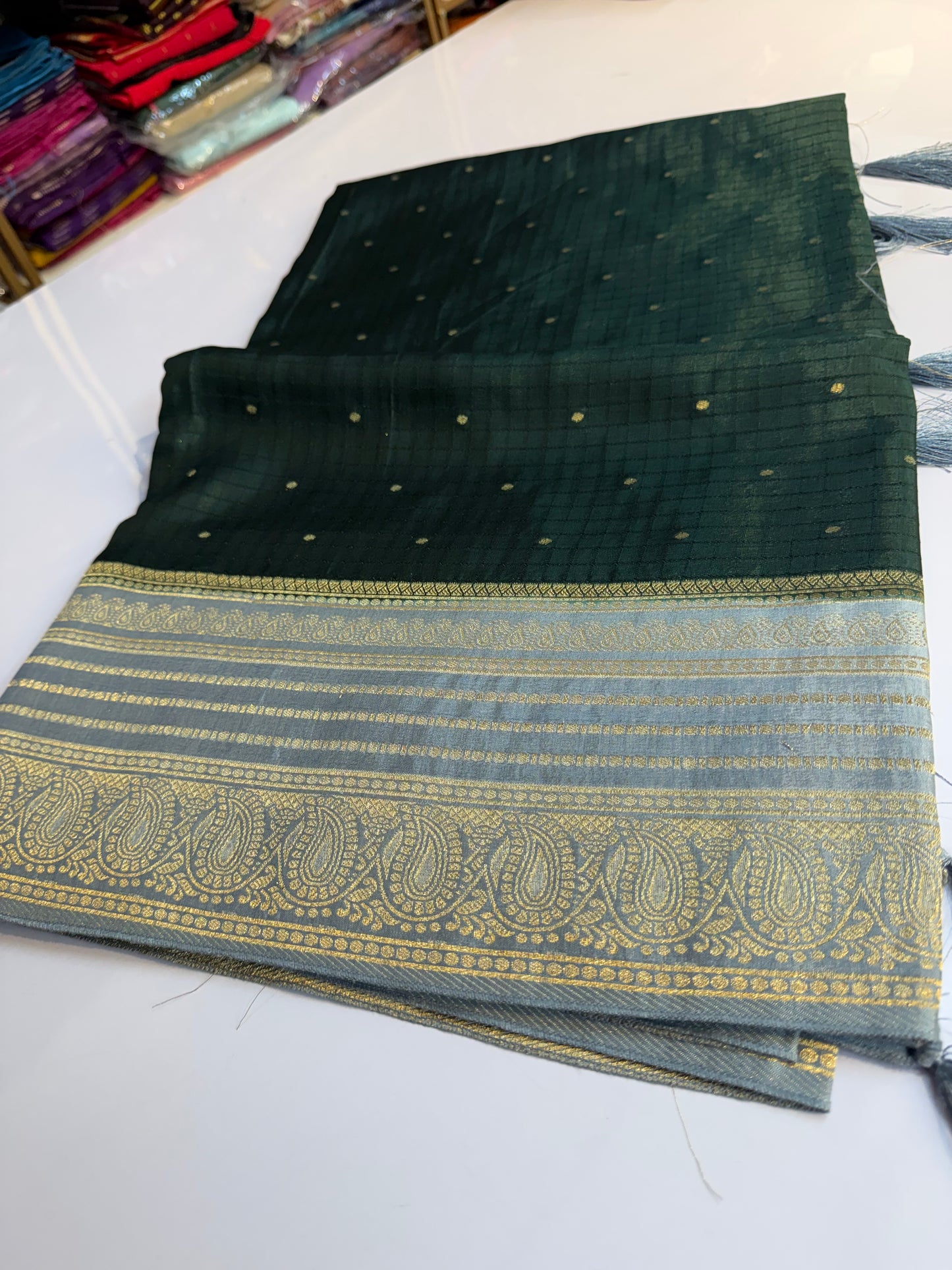 Bottle Green raw mango silk Saree (SSV01)