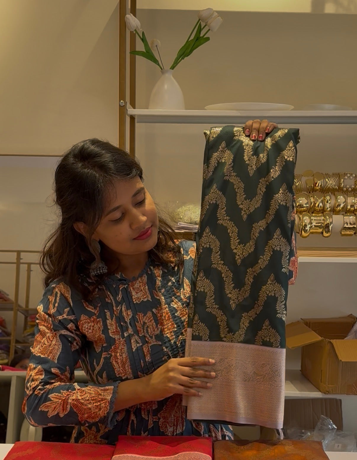 Bottle green with baby pink semi Kanchi saree