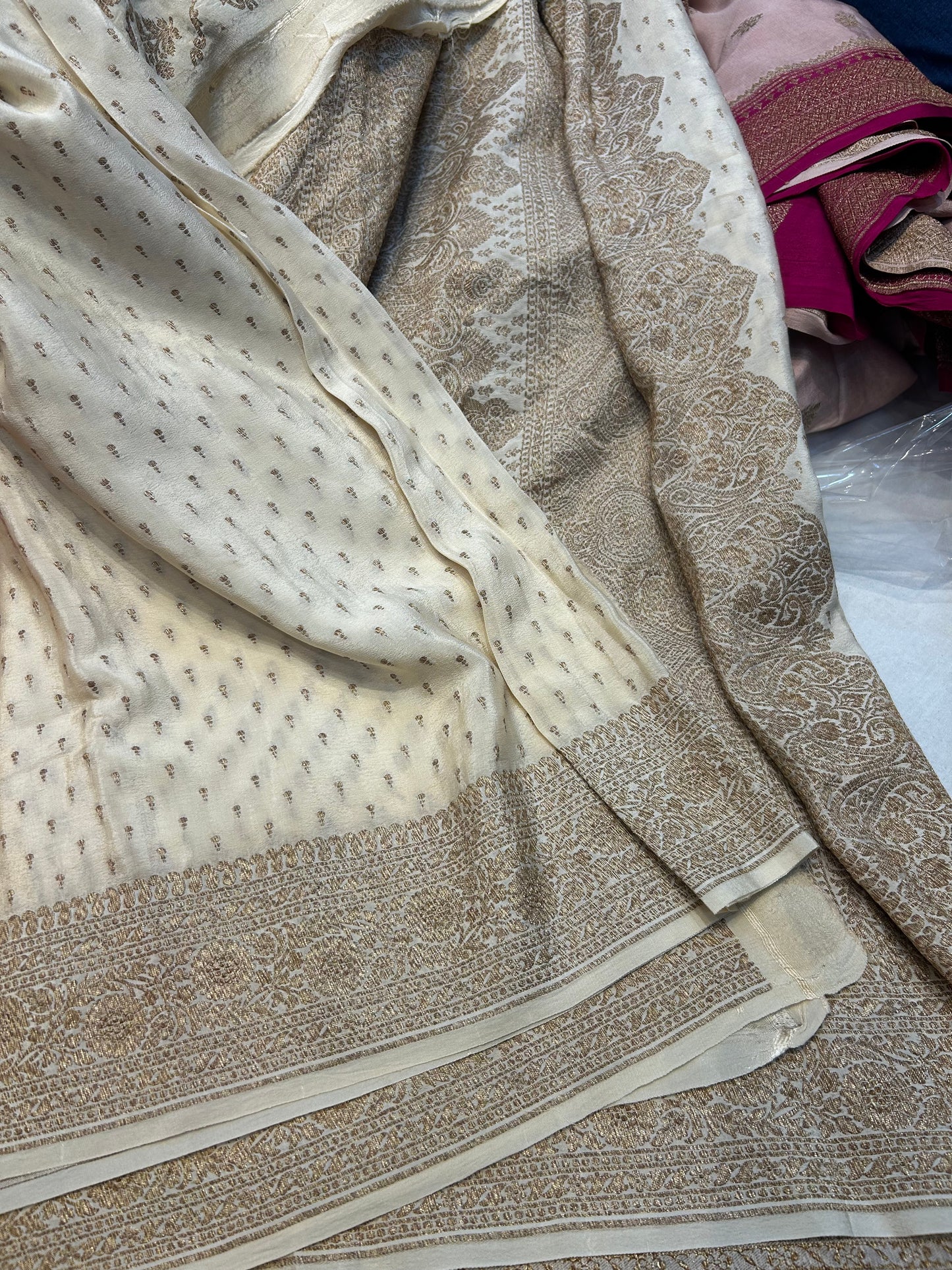 pure crepe Banarasi saree