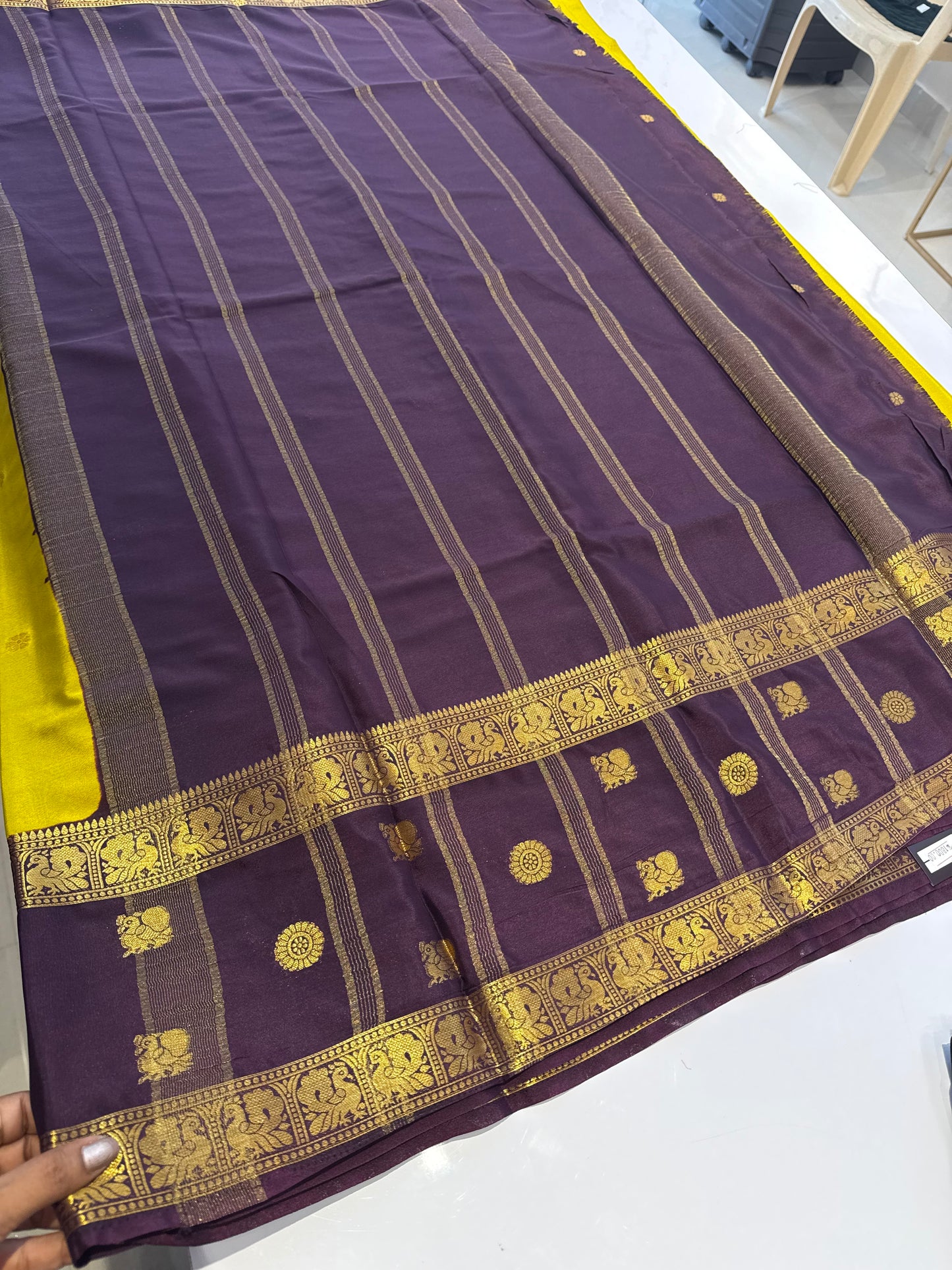Premium crepe silk saree(SS1000)
