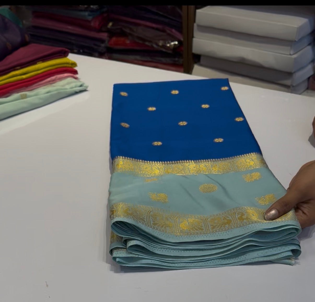 Premium crepe silk saree(SS1000)