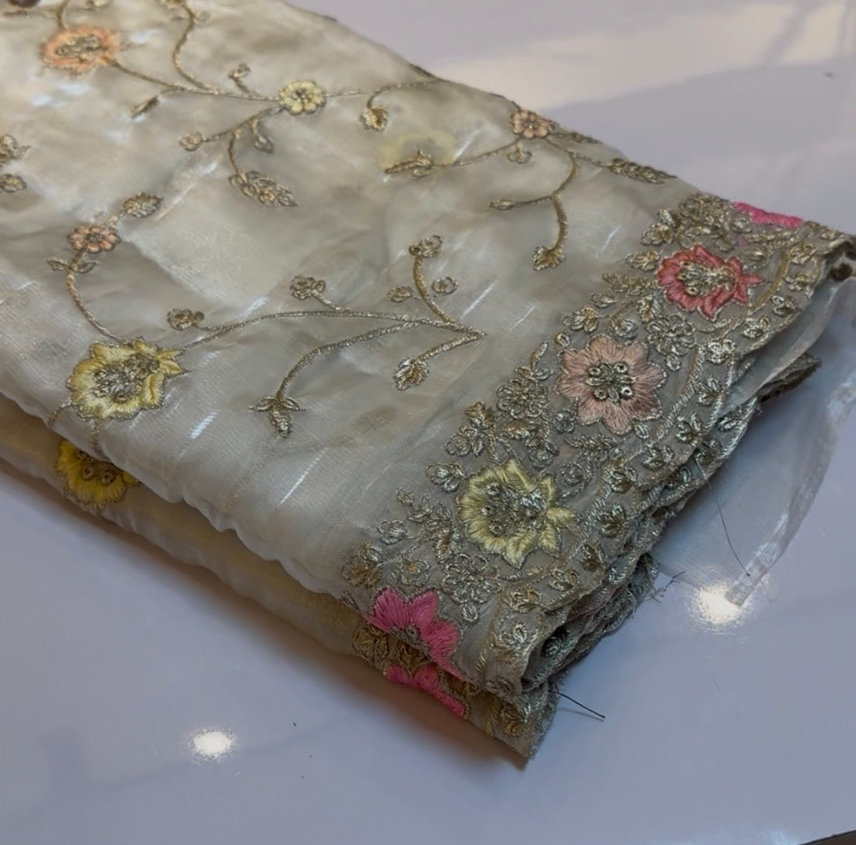 Floral White Soft Organza Saree