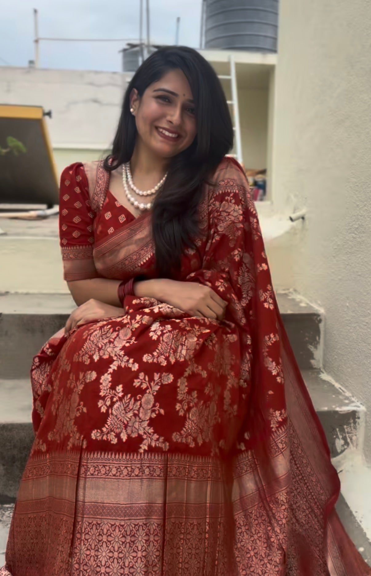 Reddish orange orange crushed Georgette Saree