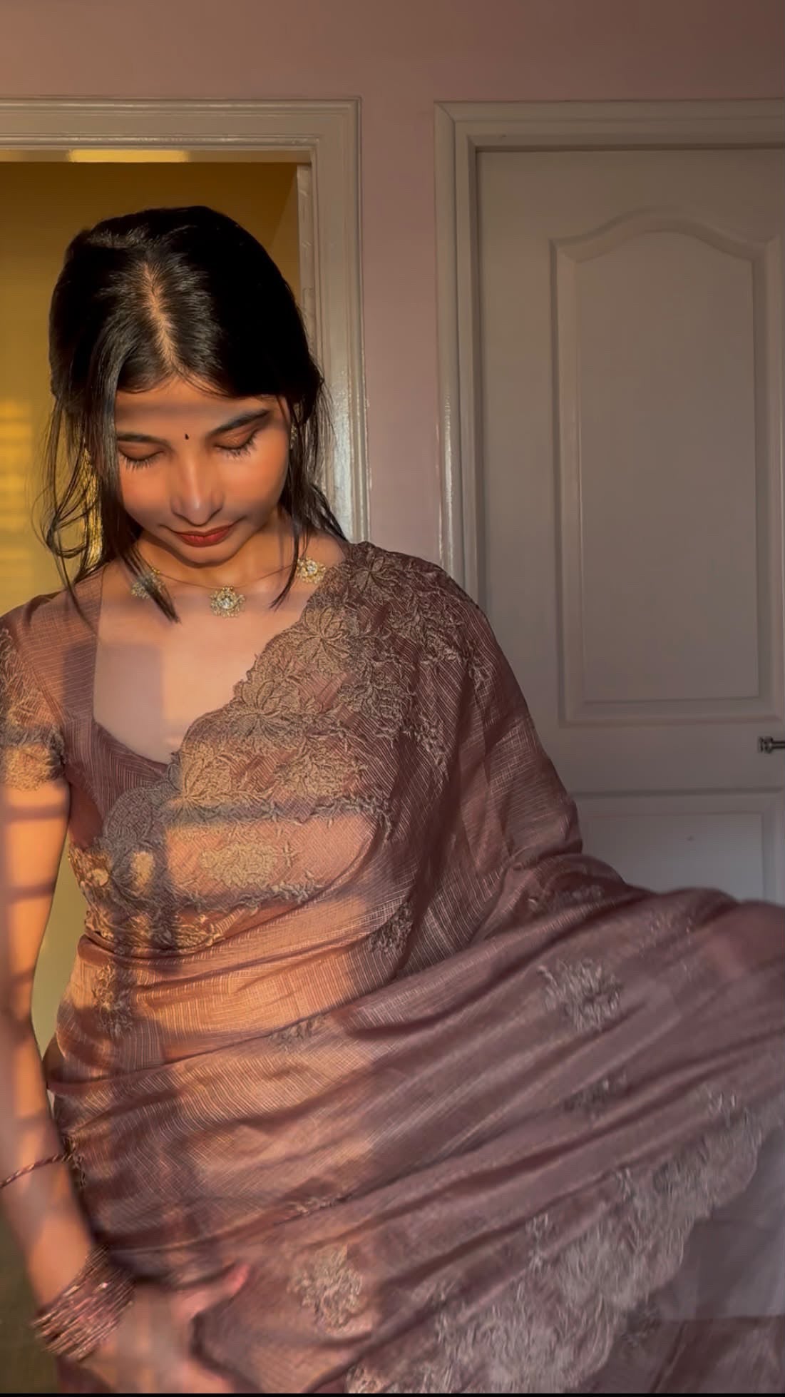Avishma Kota check saree