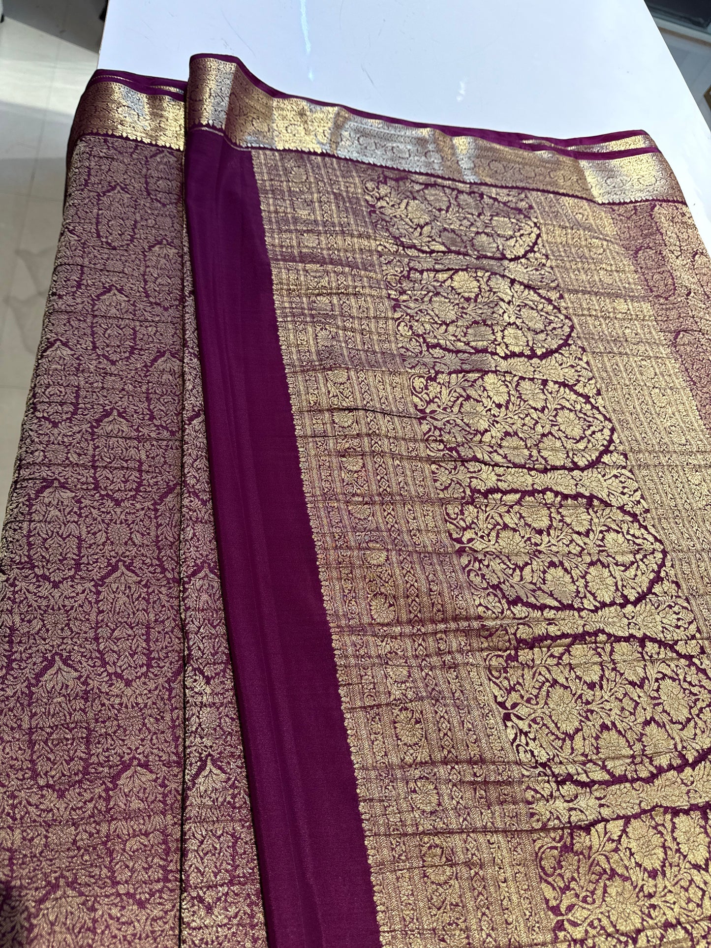 Plum Wine premium wrinkle Chinnon brocade saree (SSW3950)(wine brocade)