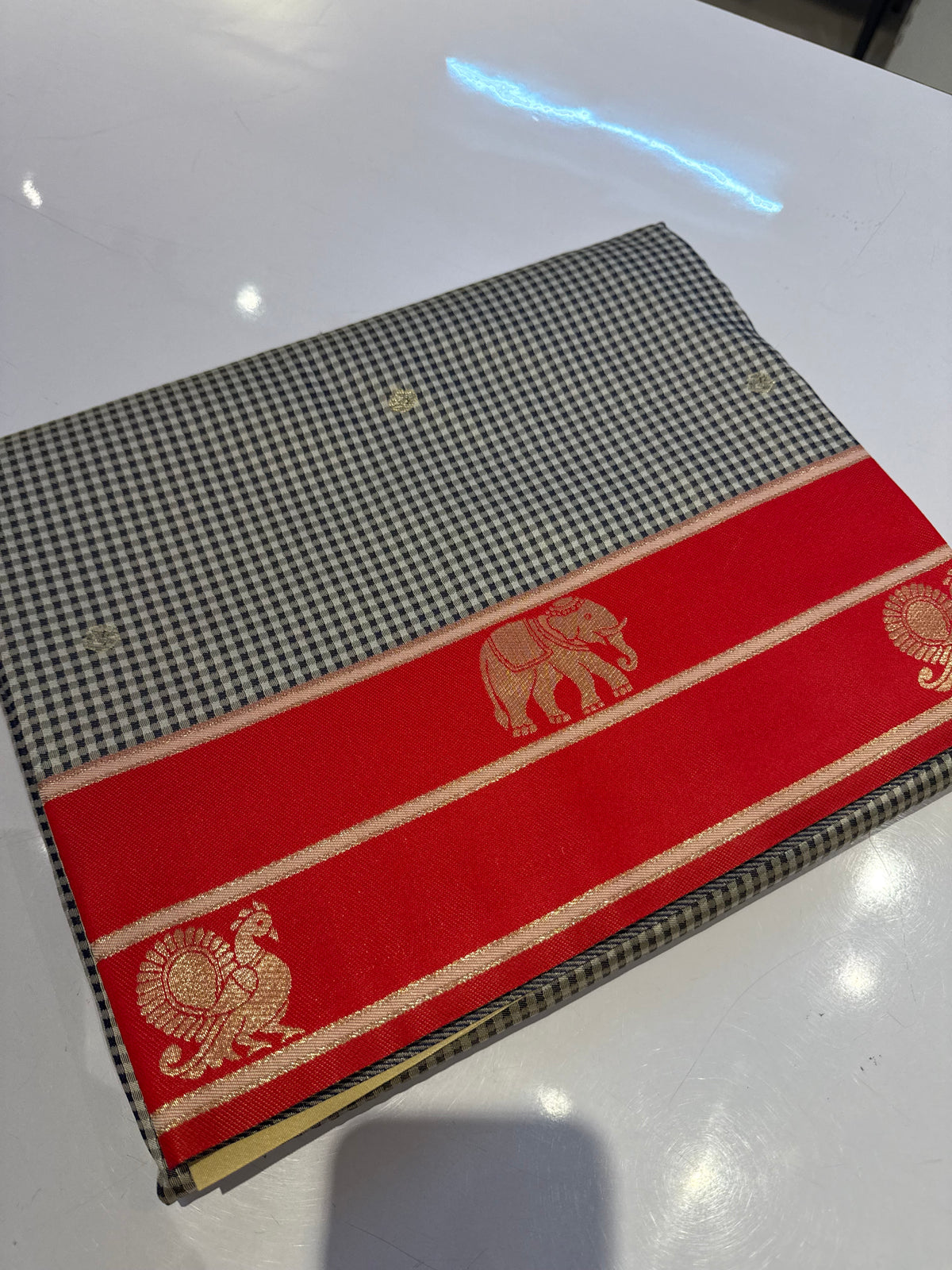 Vintage soft semi silk checks saree(SBSGVC11)