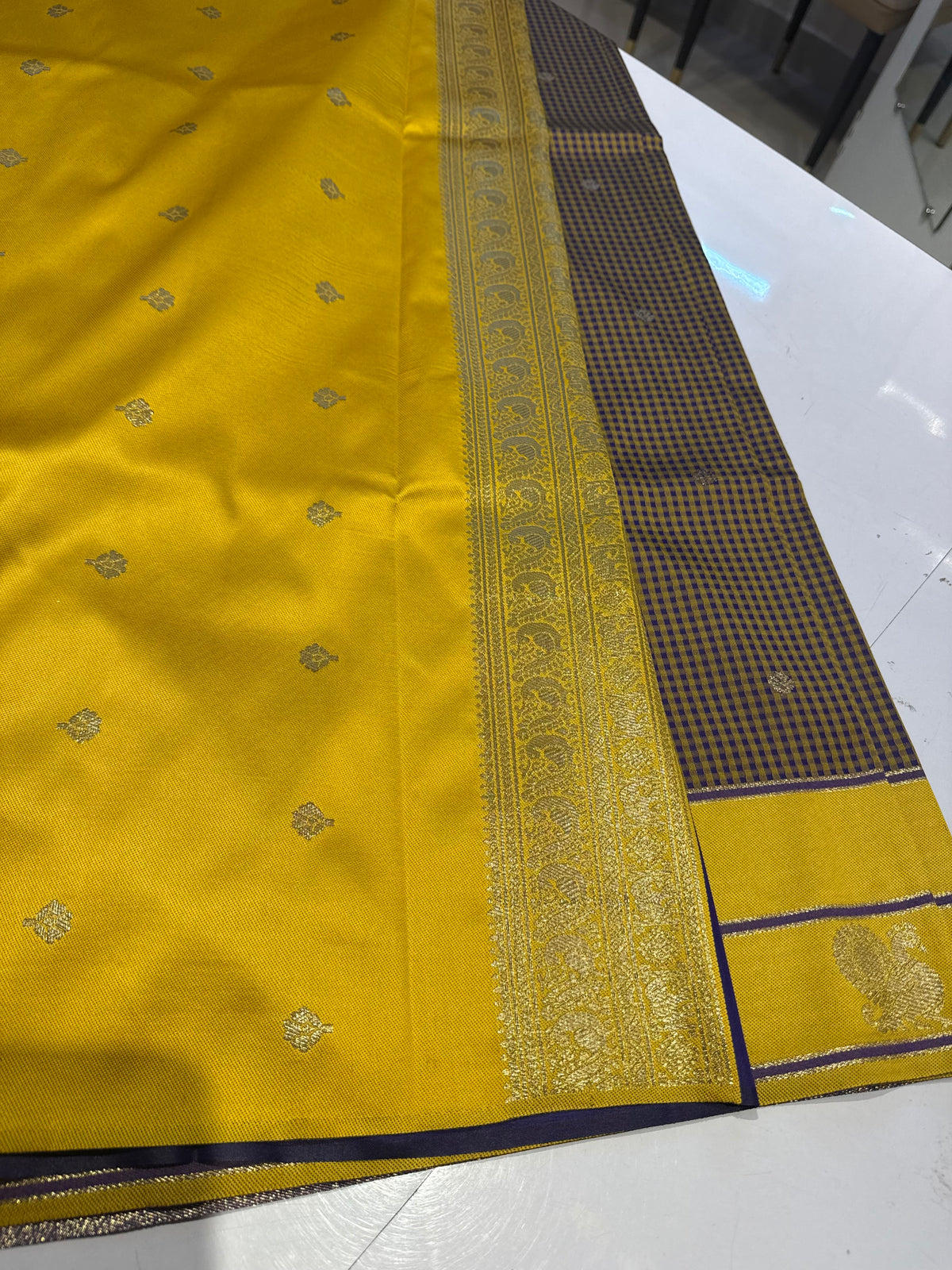 Vintage soft semi silk checks saree(SBSGVC11)