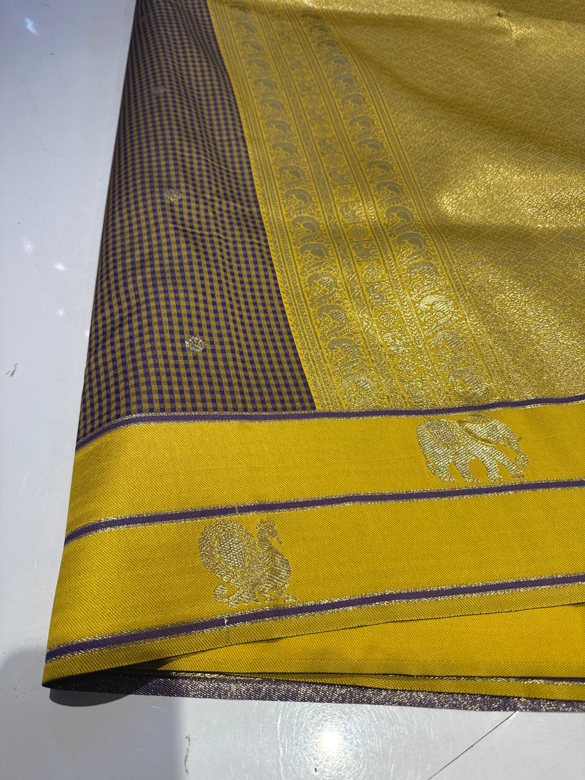 Vintage soft semi silk checks saree(SBSGVC11)