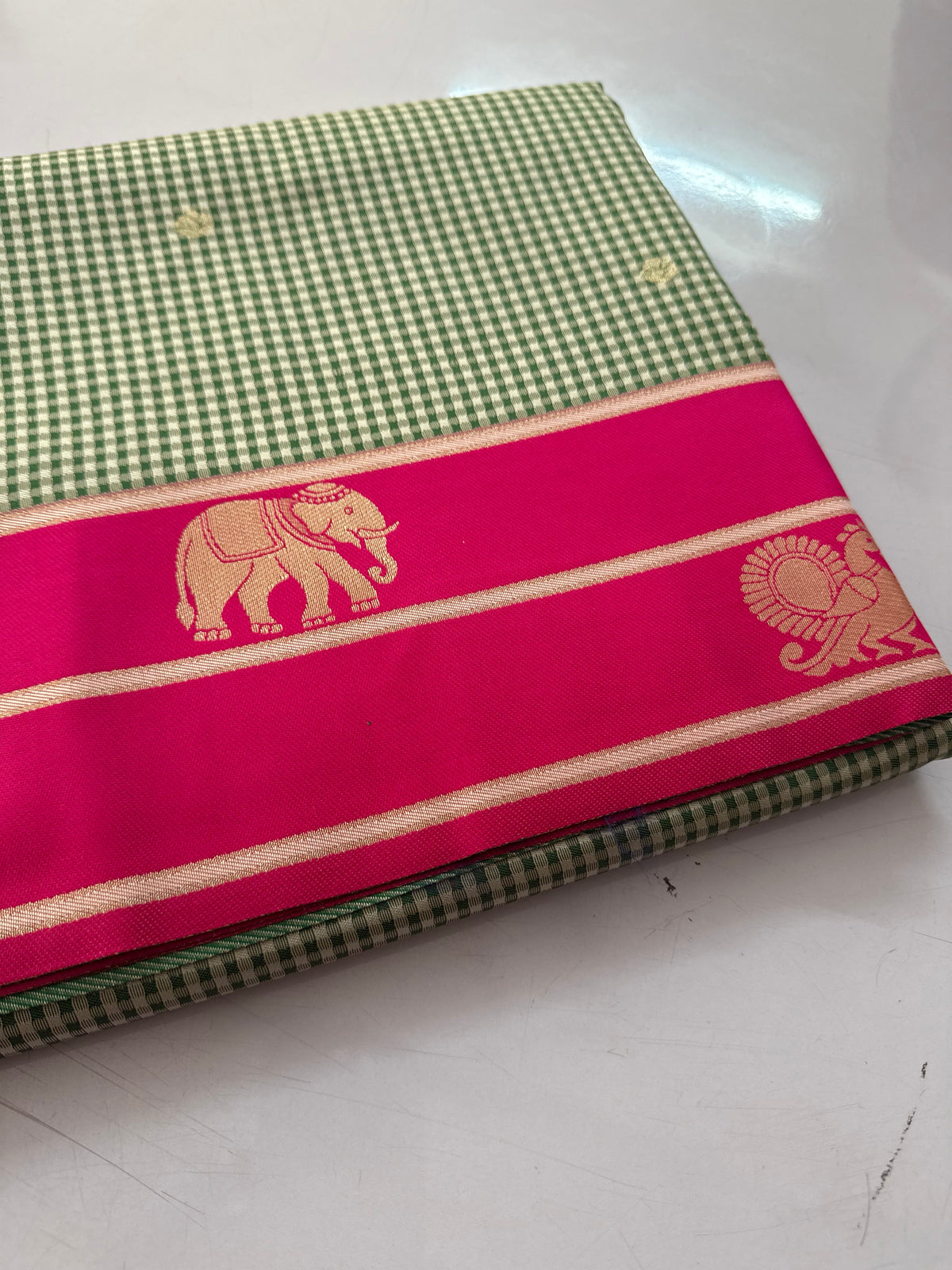 Green with pink Vintage soft semi silk checks saree(SBSGVC11)